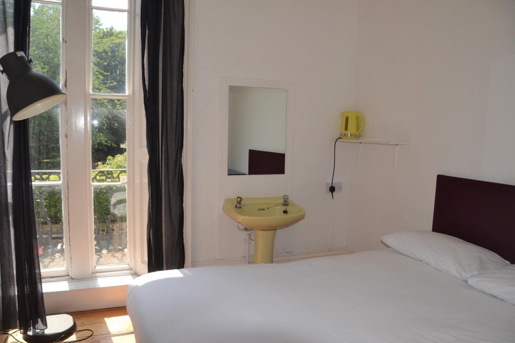 Westbourne Place Rooms - By Clifton Short Lets Bristol Rum bild