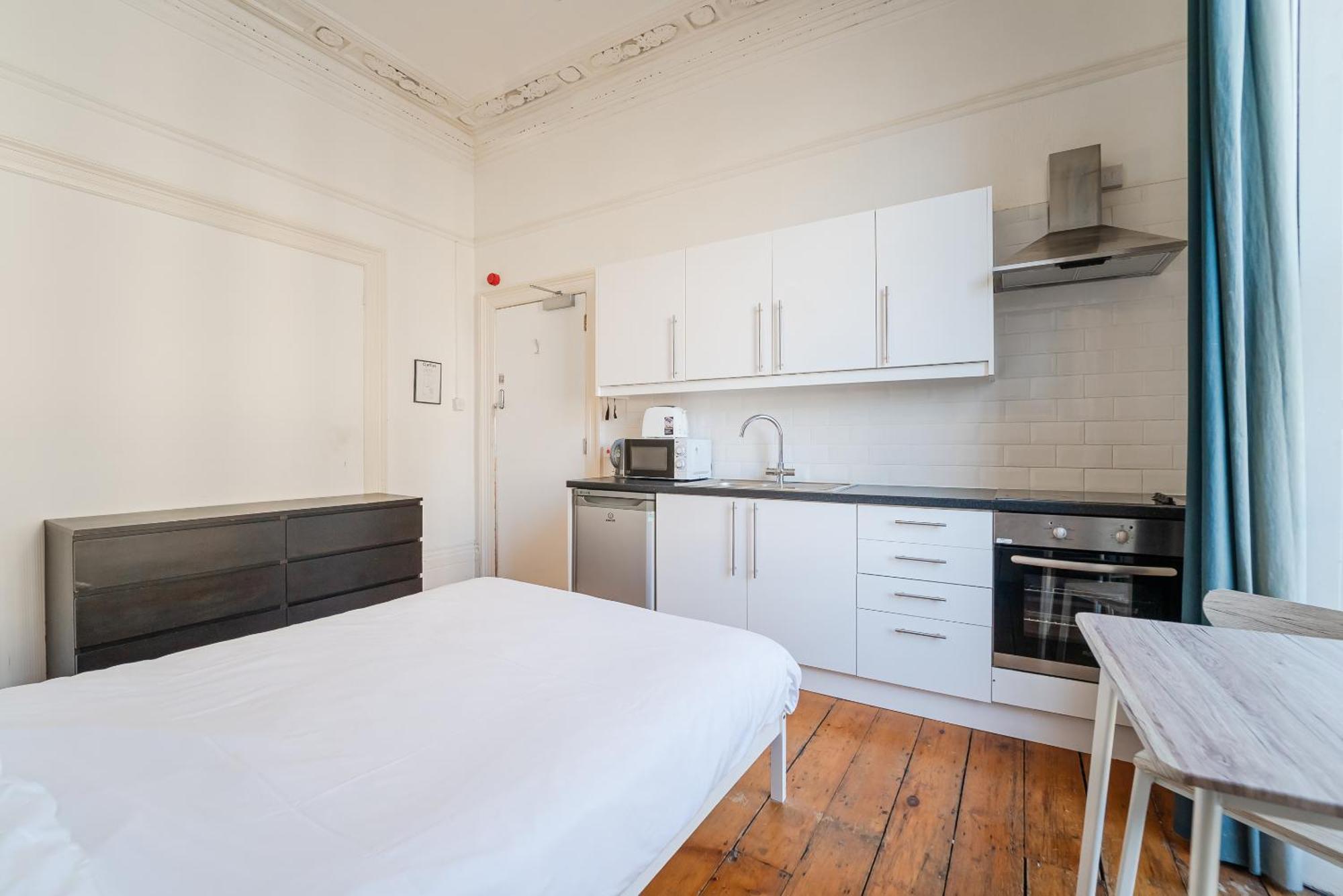 Westbourne Place Rooms - By Clifton Short Lets Bristol Rum bild
